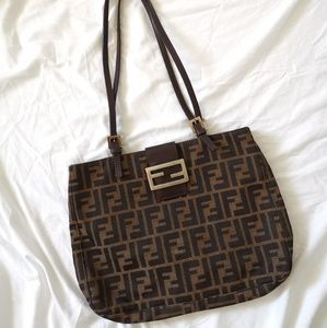 Fendi shoulder bag authentic